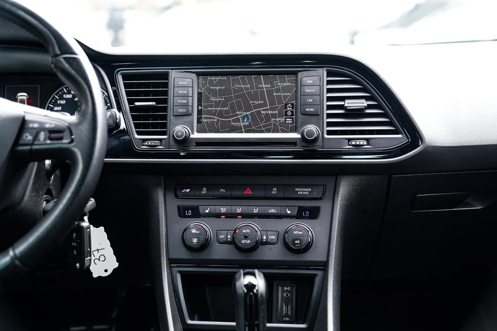 SEAT Leon – foto 32