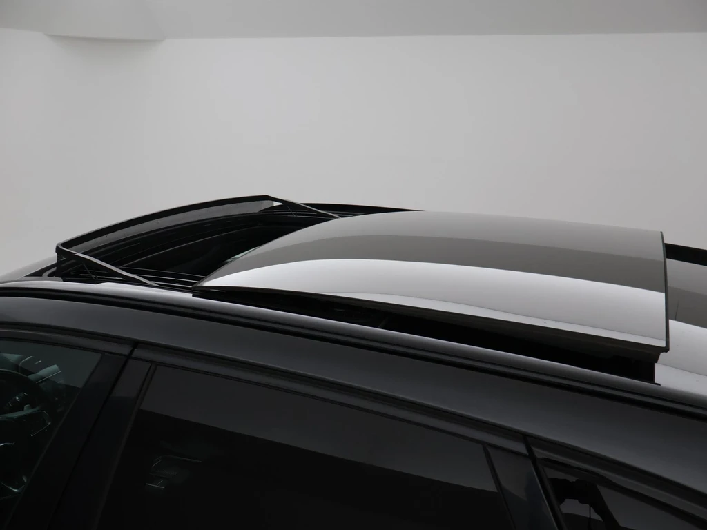Jaguar F-PACE – foto 21