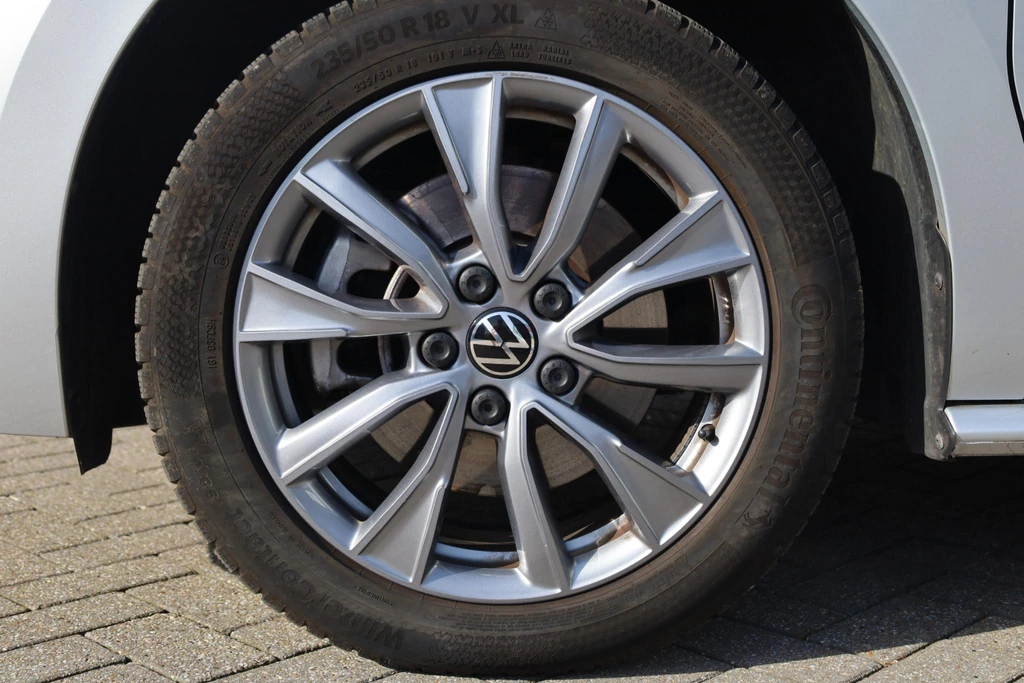 Volkswagen Multivan – foto 9