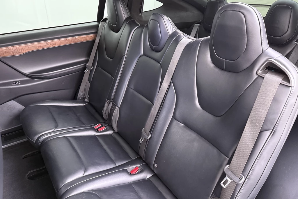 Tesla Model X – foto 9