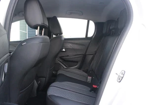 Peugeot 208 – thumbnail 32