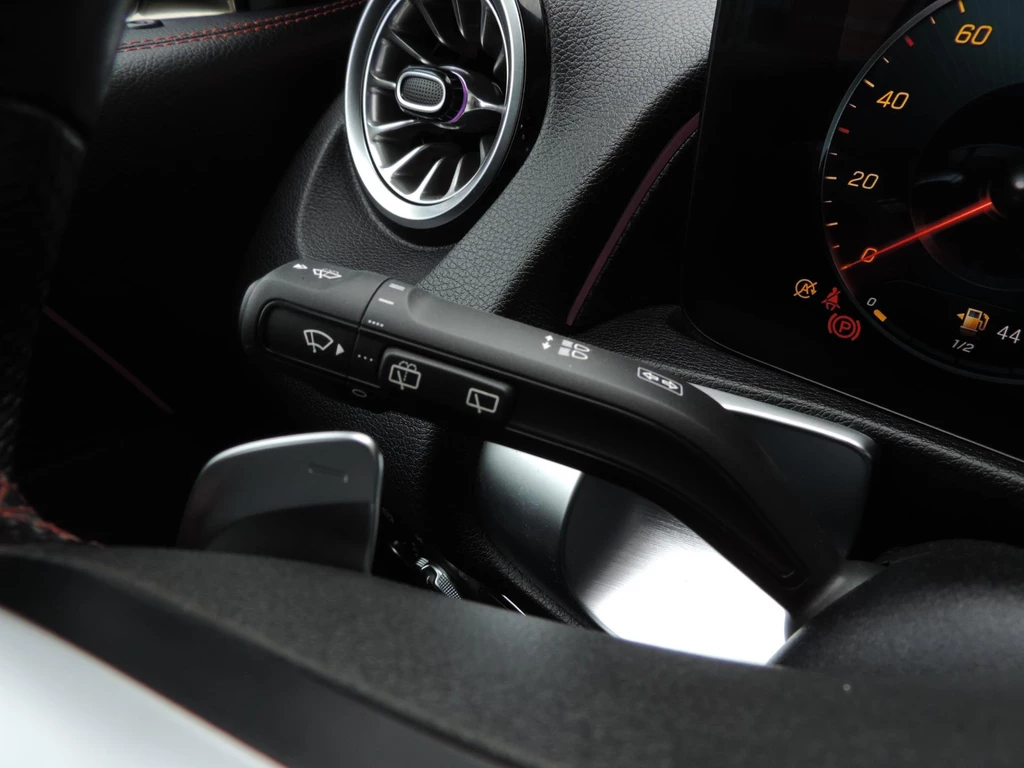 Mercedes-Benz GLB – foto 31