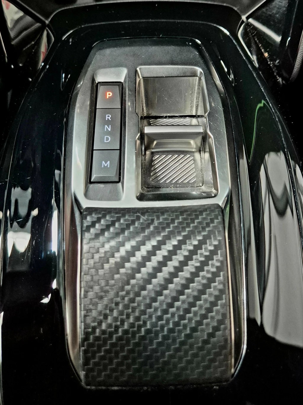 Peugeot 208 – foto 31
