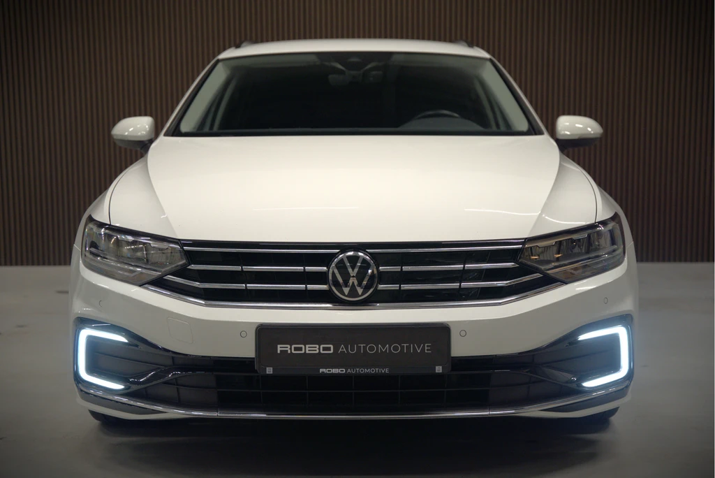 Volkswagen Passat – foto 14