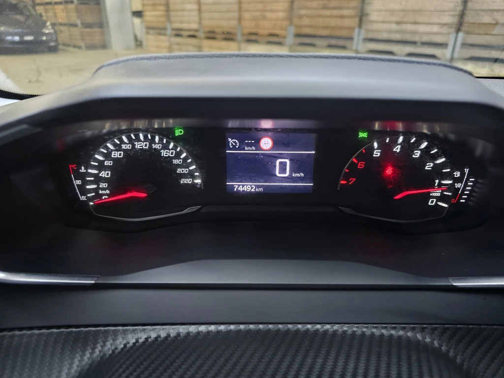 Peugeot 208 – foto 17