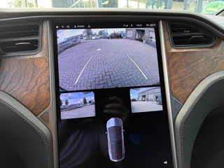 Tesla Model X – thumbnail 22