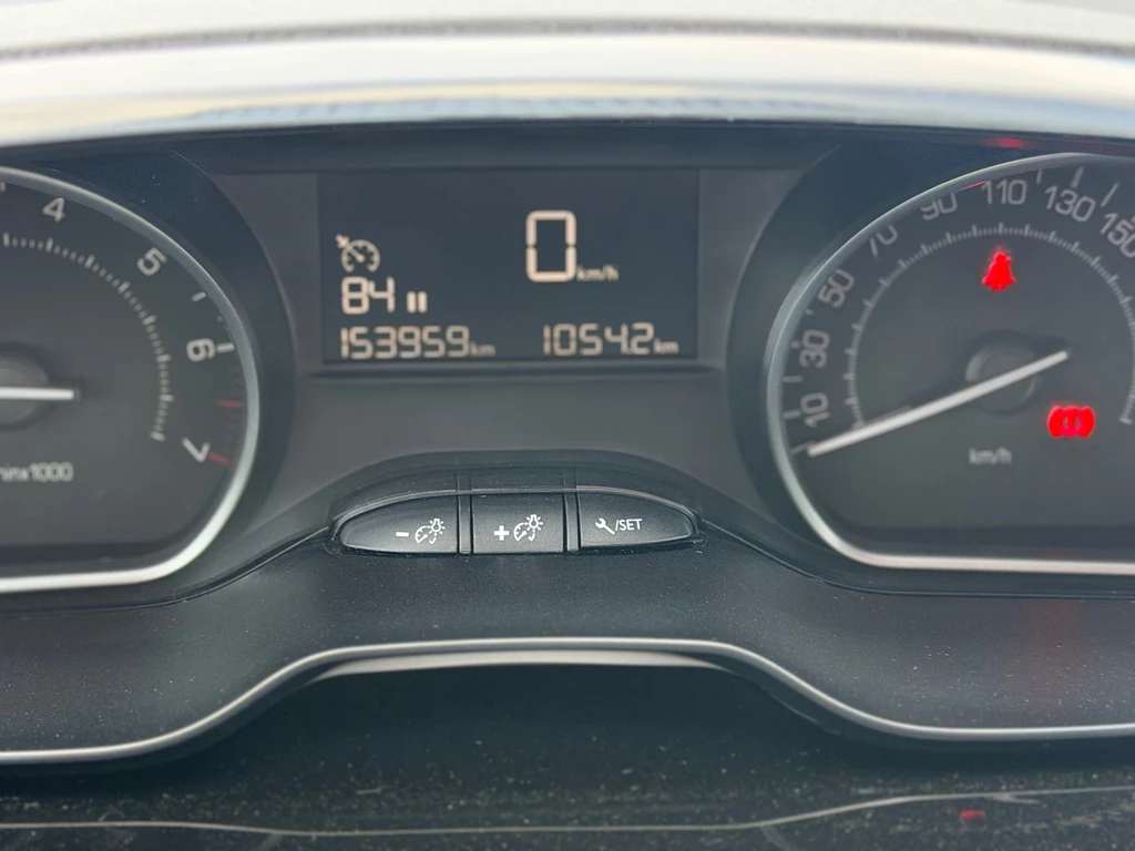 Peugeot 208 – foto 19