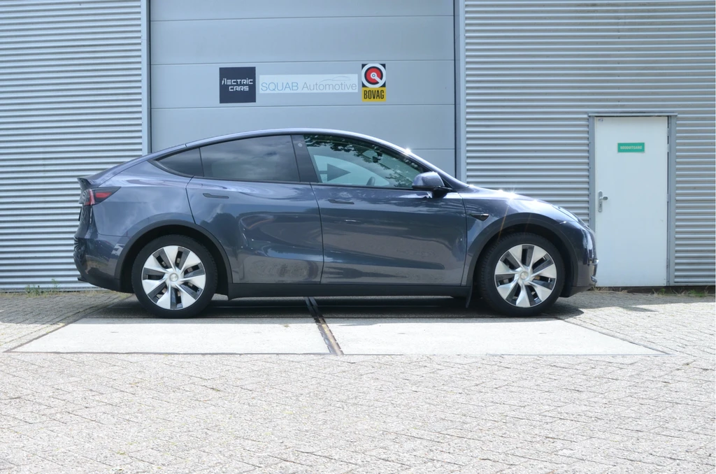 Tesla Model Y – foto 4