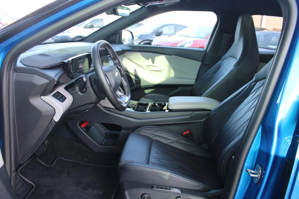Ford Explorer – foto 8
