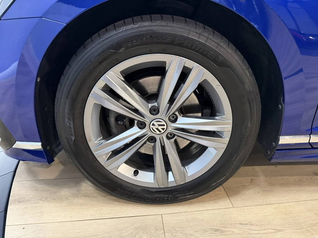 Volkswagen Passat – foto 32