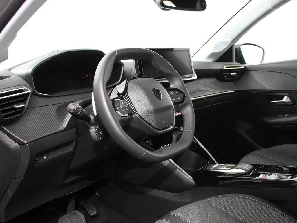 Peugeot 208 – foto 8