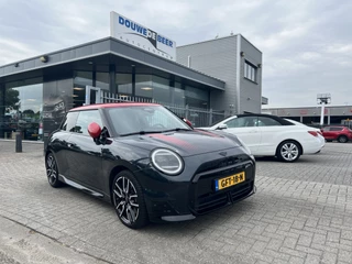 MINI Electric – thumbnail 3