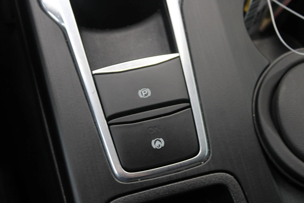 Ford Kuga – foto 15