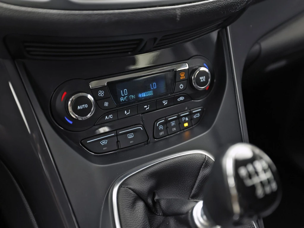 Ford Kuga – foto 8