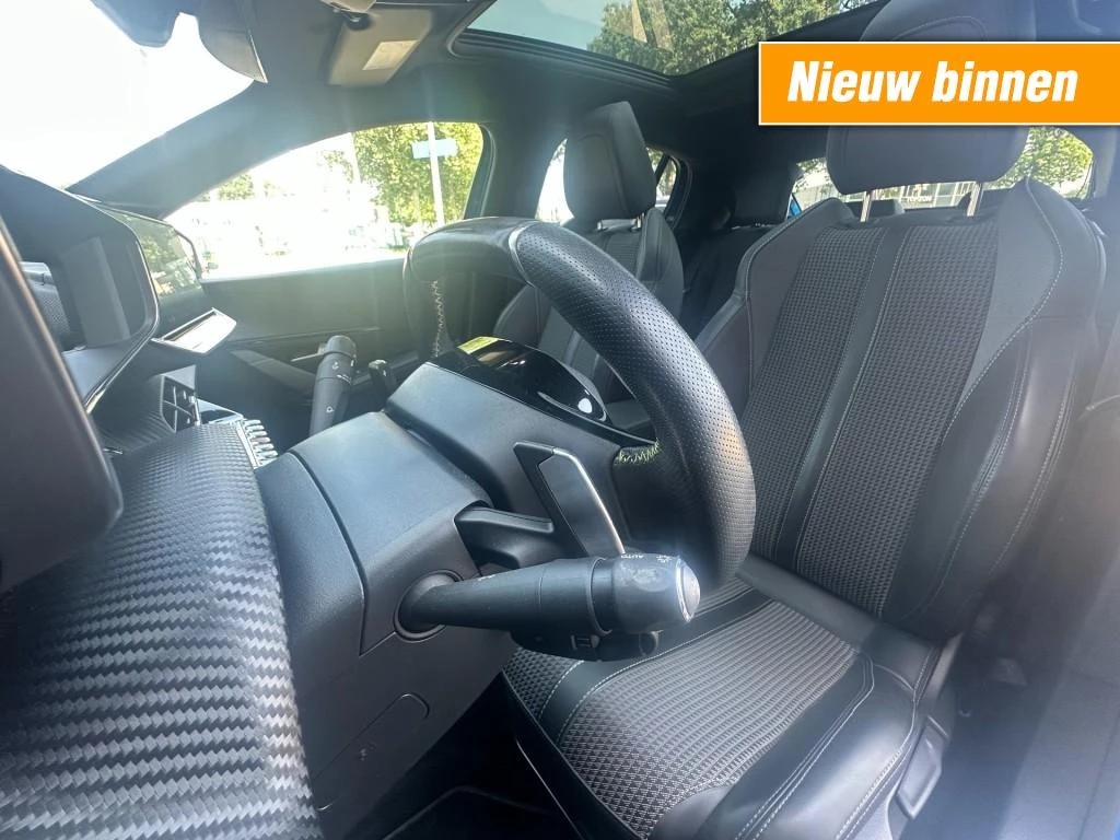Peugeot 208 – foto 9