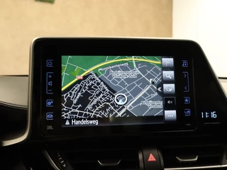 Toyota C-HR – thumbnail 33