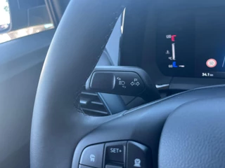 Ford Transit Courier – thumbnail 18