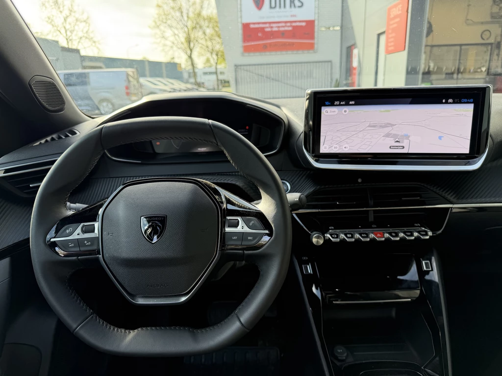 Peugeot e-2008 – foto 13