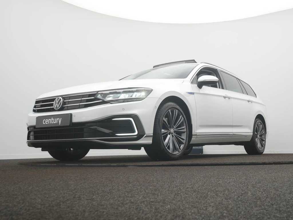 Volkswagen Passat – foto 2