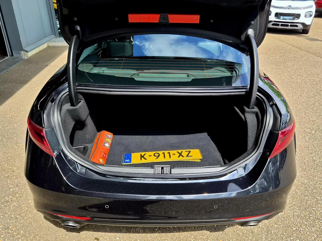 Alfa Romeo Giulia – foto 16