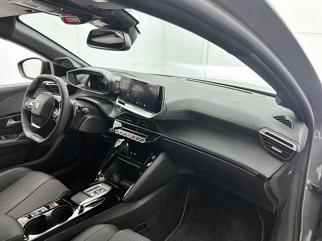 Peugeot 208 – foto 18