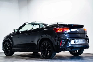 Volkswagen T-Roc – thumbnail 1