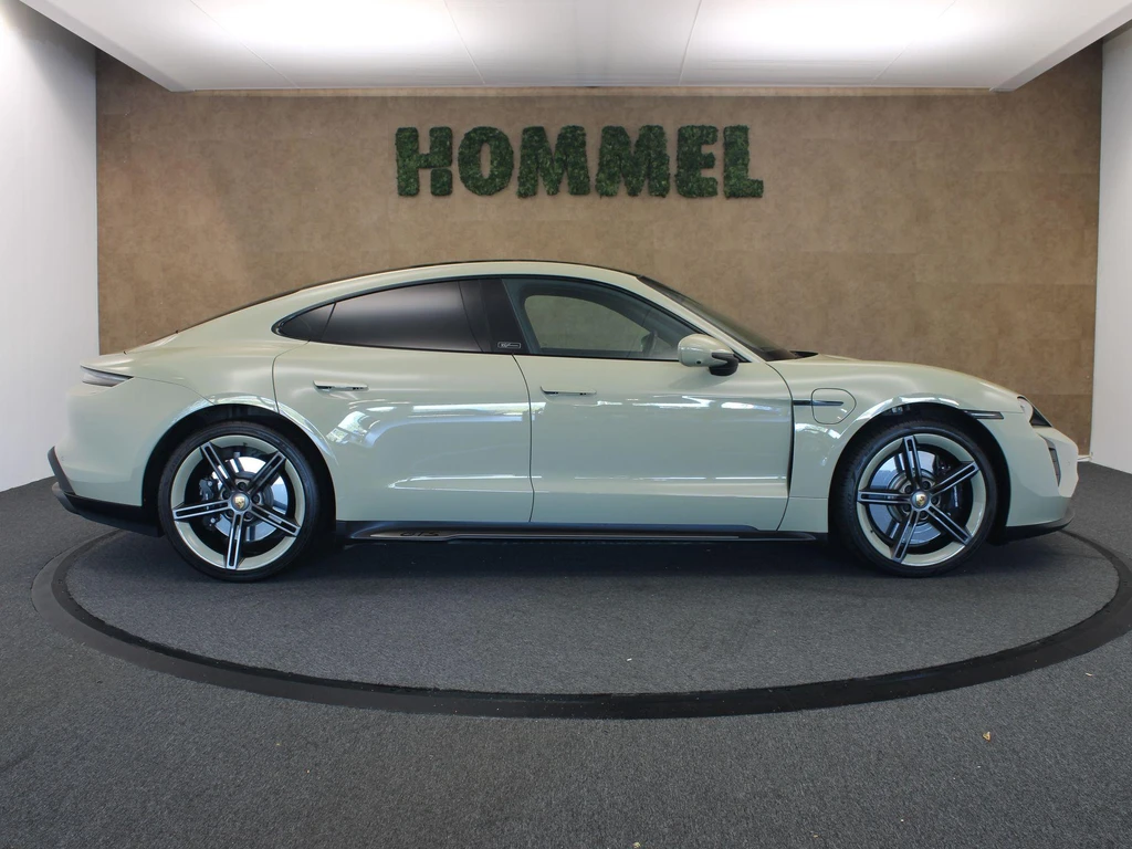 Porsche Taycan – foto 7