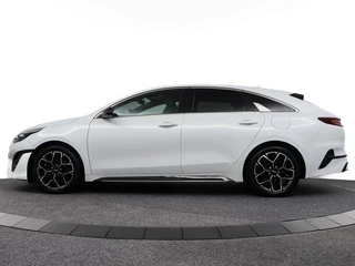 Kia ProCeed – thumbnail 3