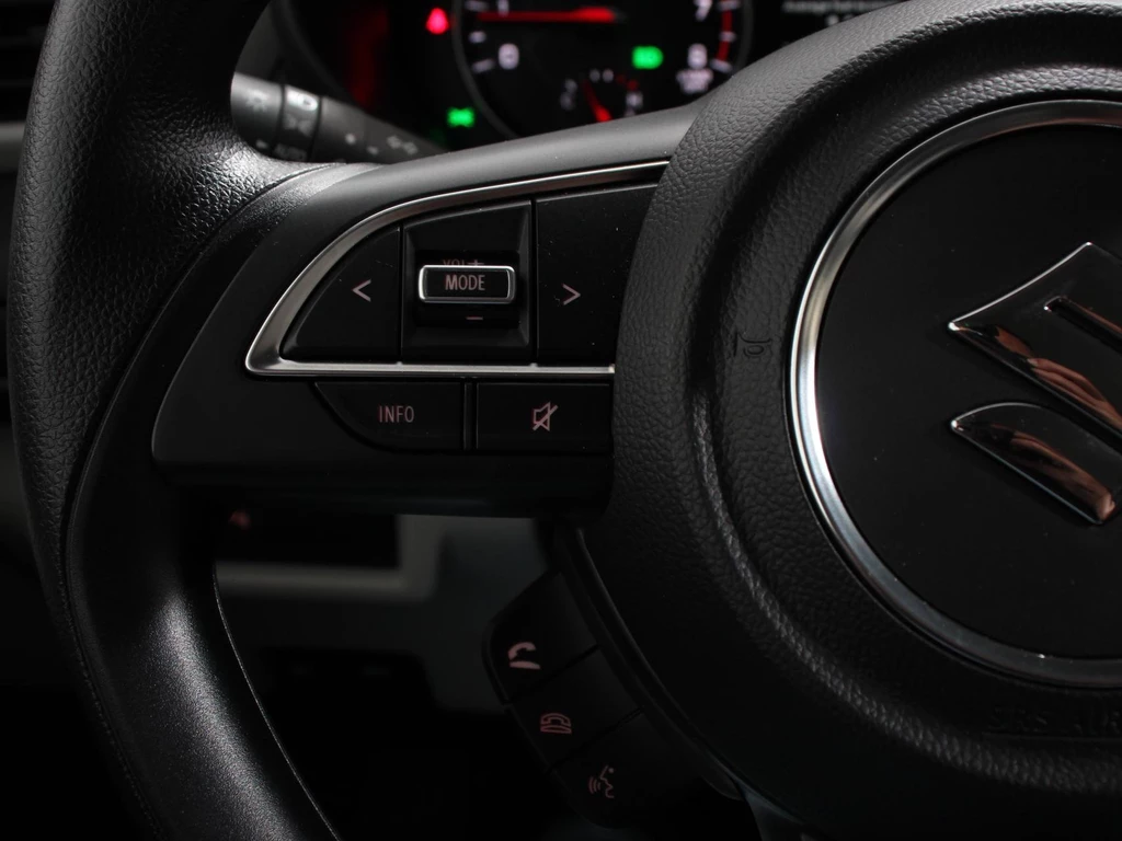 Suzuki Swift – foto 15