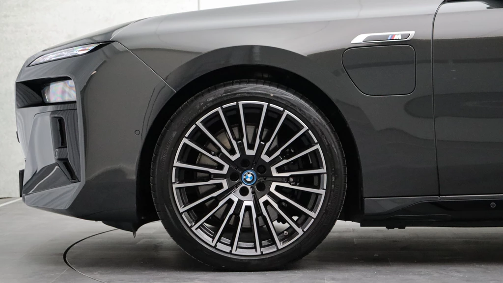 BMW 7 Serie – foto 14