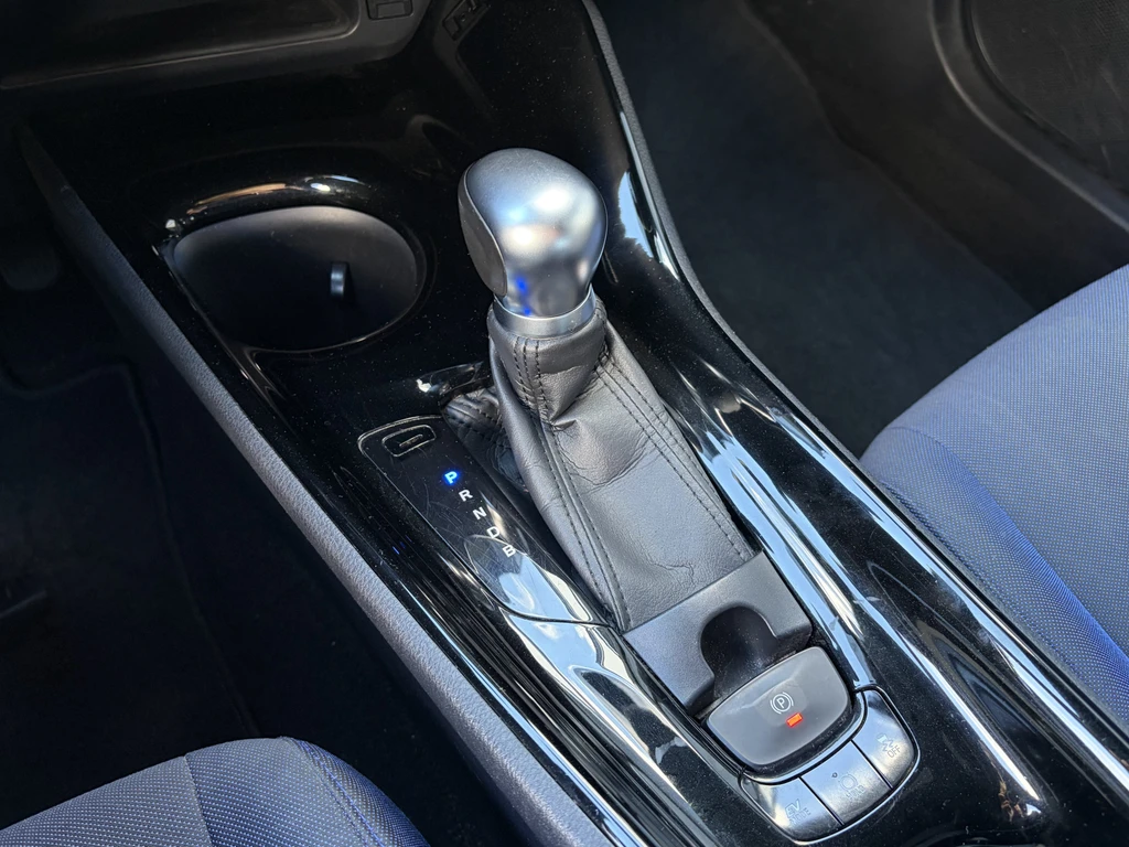 Toyota C-HR – foto 35