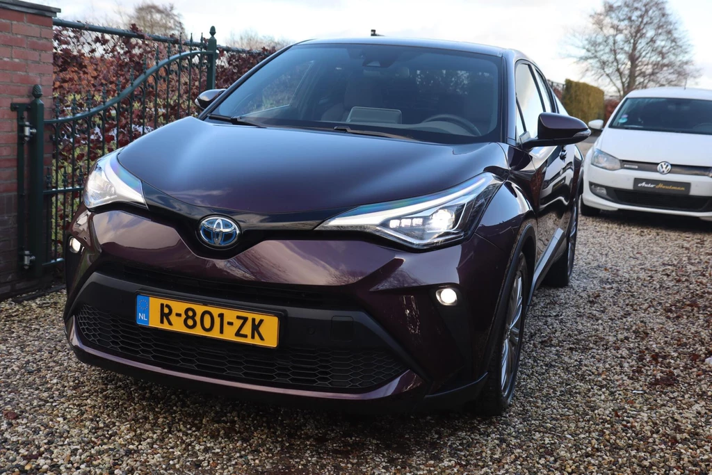 Toyota C-HR β foto 1