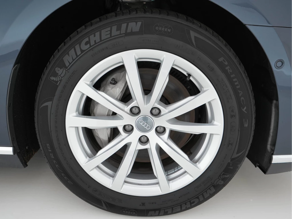 Audi A8 – foto 34