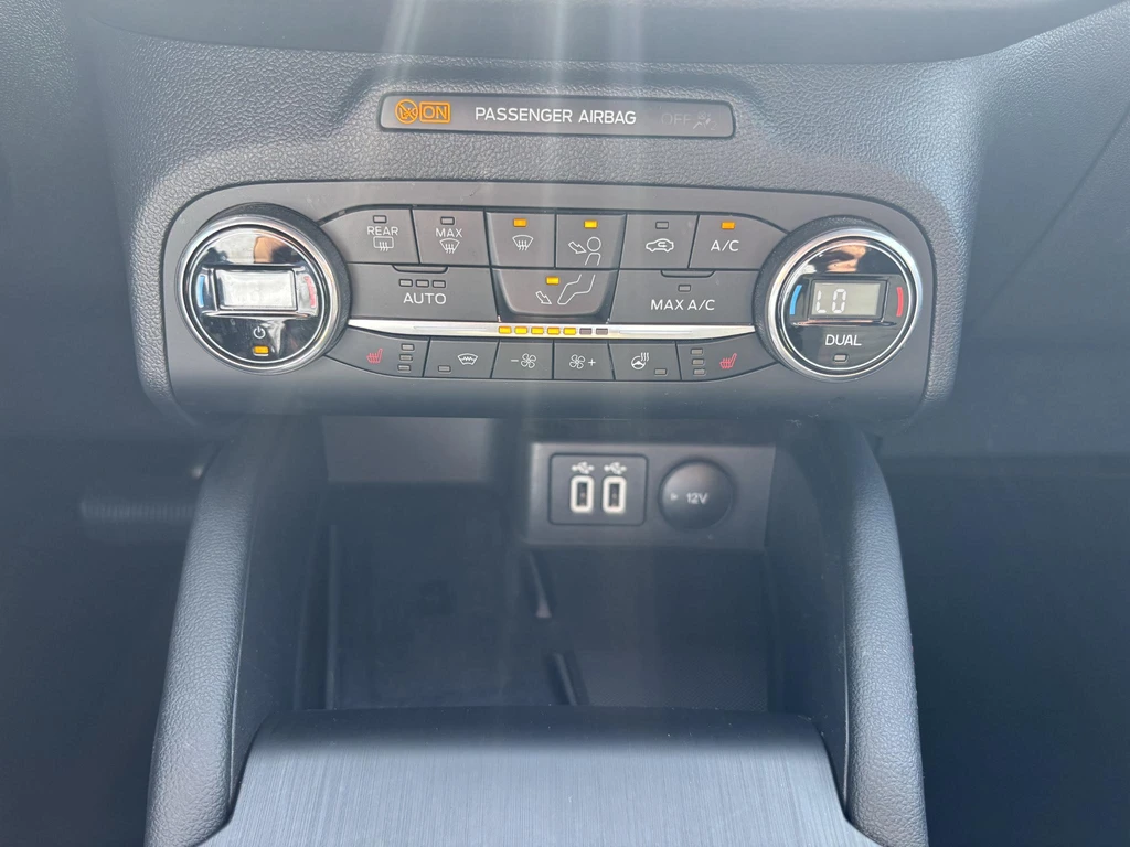 Ford Kuga – foto 18