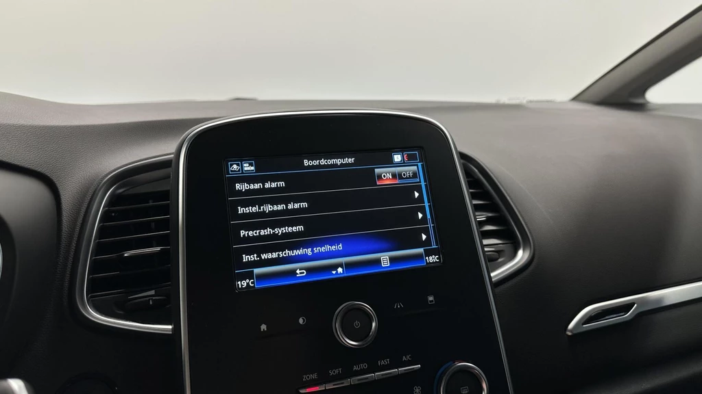 Renault Scénic – foto 40