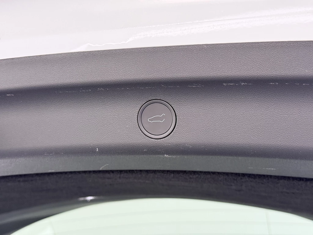 Tesla Model Y – foto 28