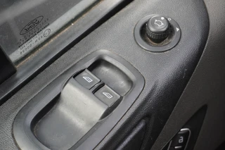 Ford Transit Custom – thumbnail 17