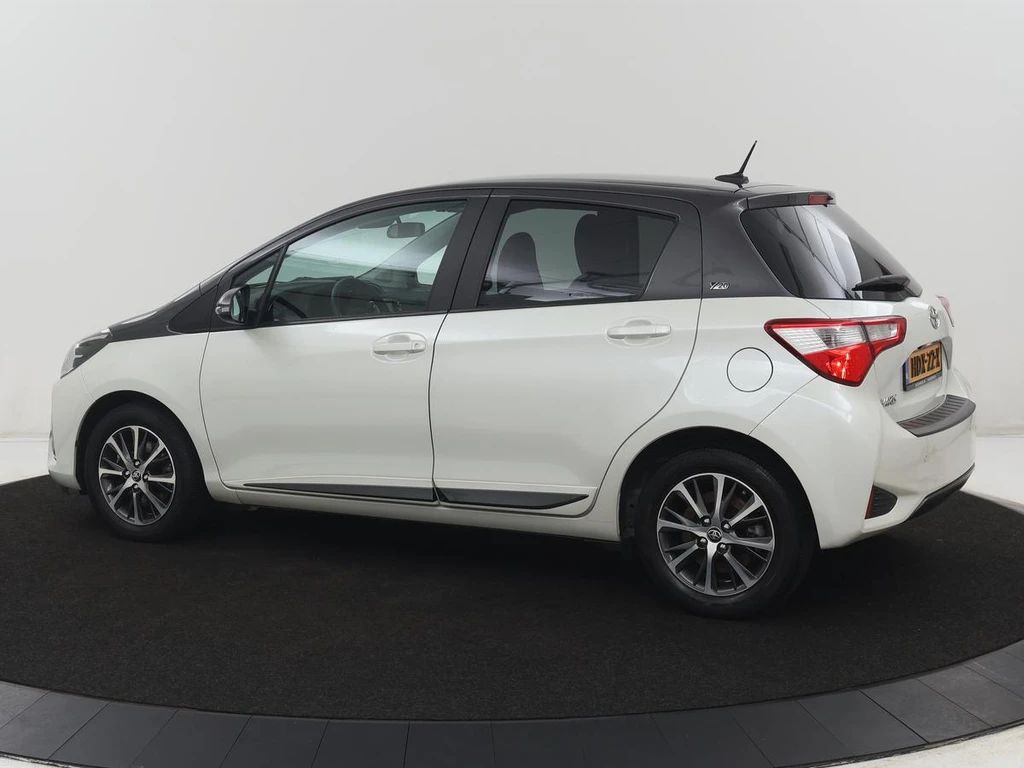 Toyota Yaris – foto 2