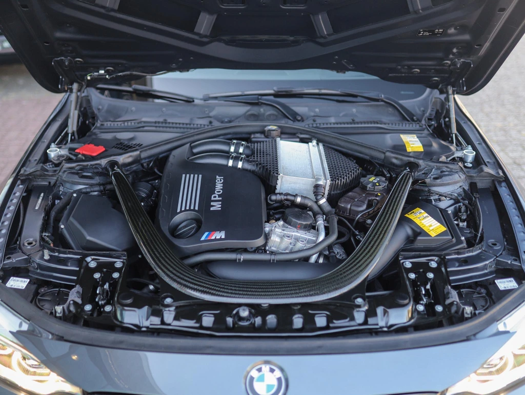 BMW M4 – foto 19