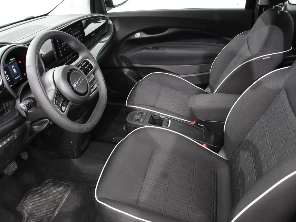 Fiat 500e – foto 9