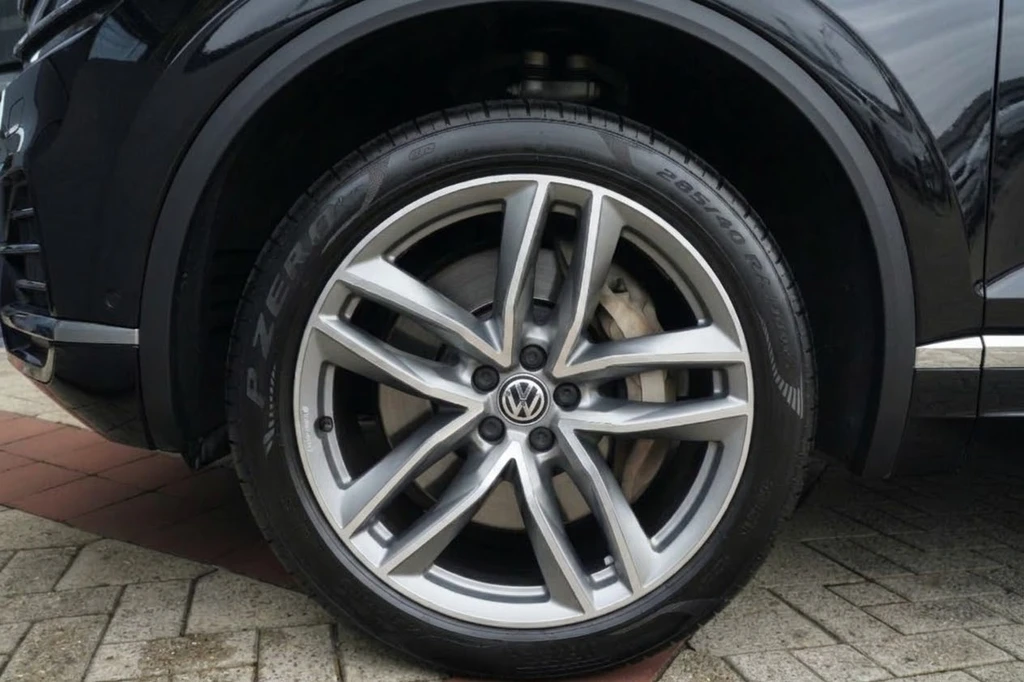 Volkswagen Touareg – foto 9
