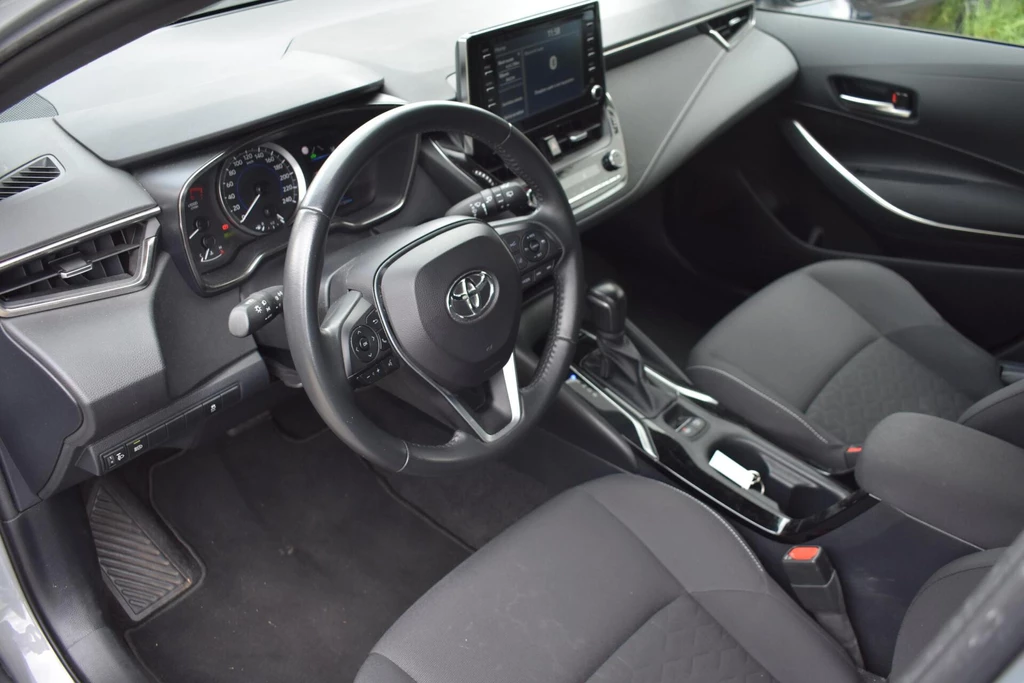 Toyota Corolla Touring Sports – foto 9