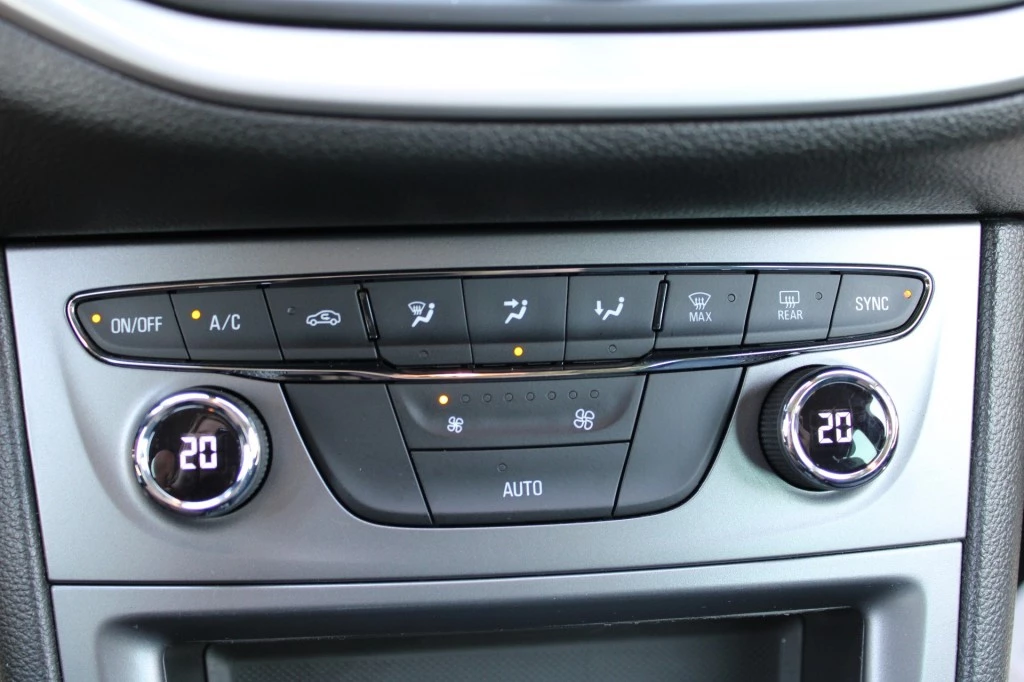 Opel Astra – foto 15