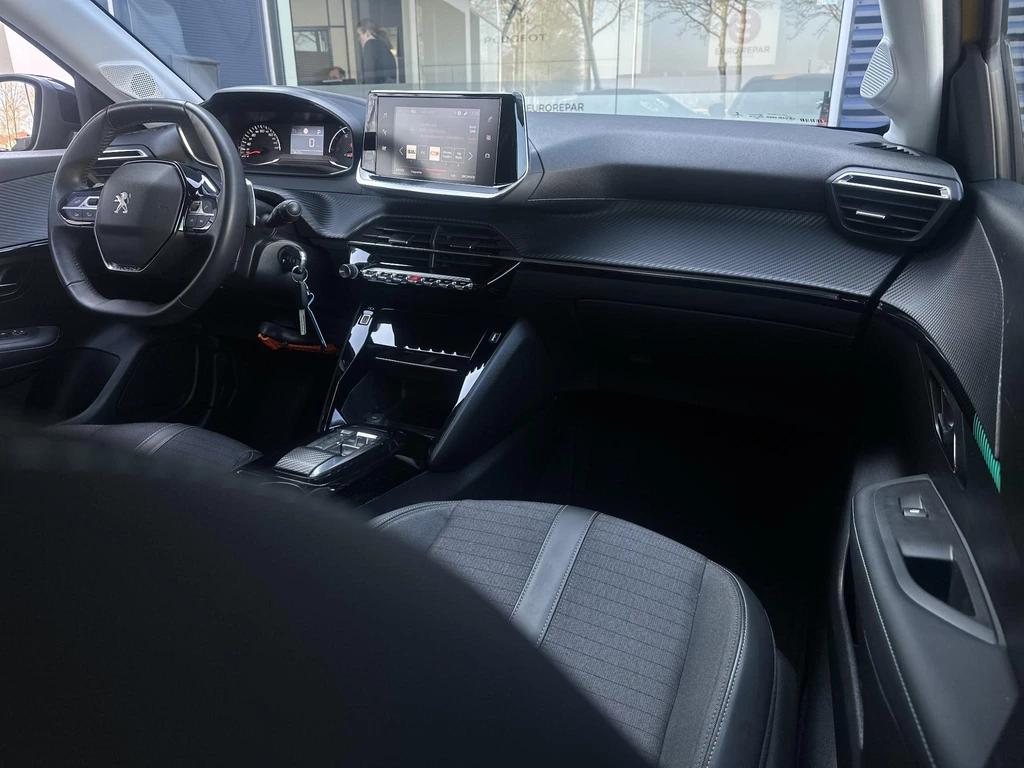 Peugeot 208 – foto 13