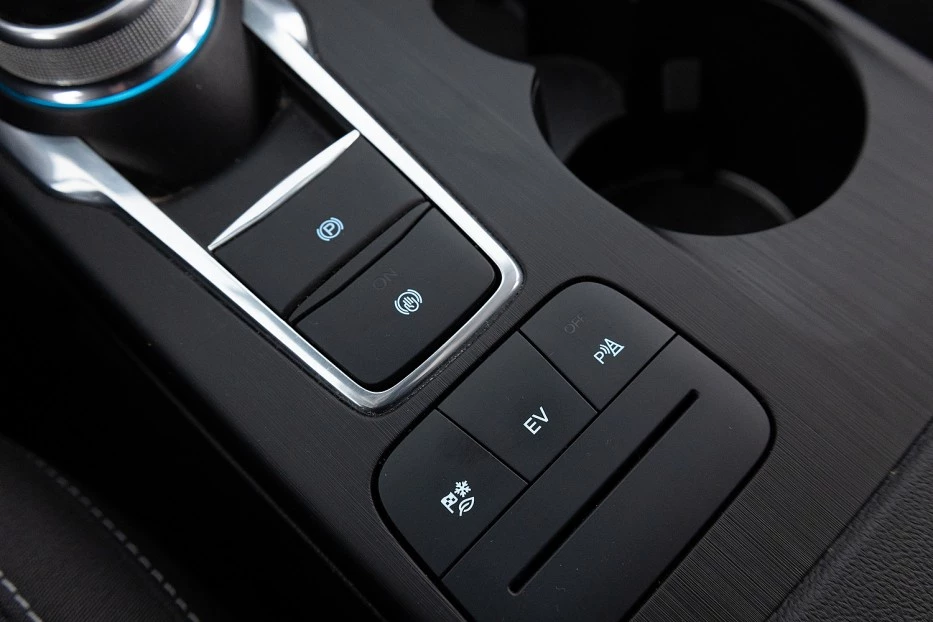 Ford Kuga – foto 25