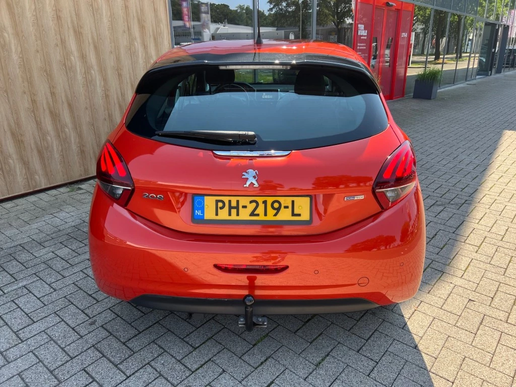 Peugeot 208 – foto 3
