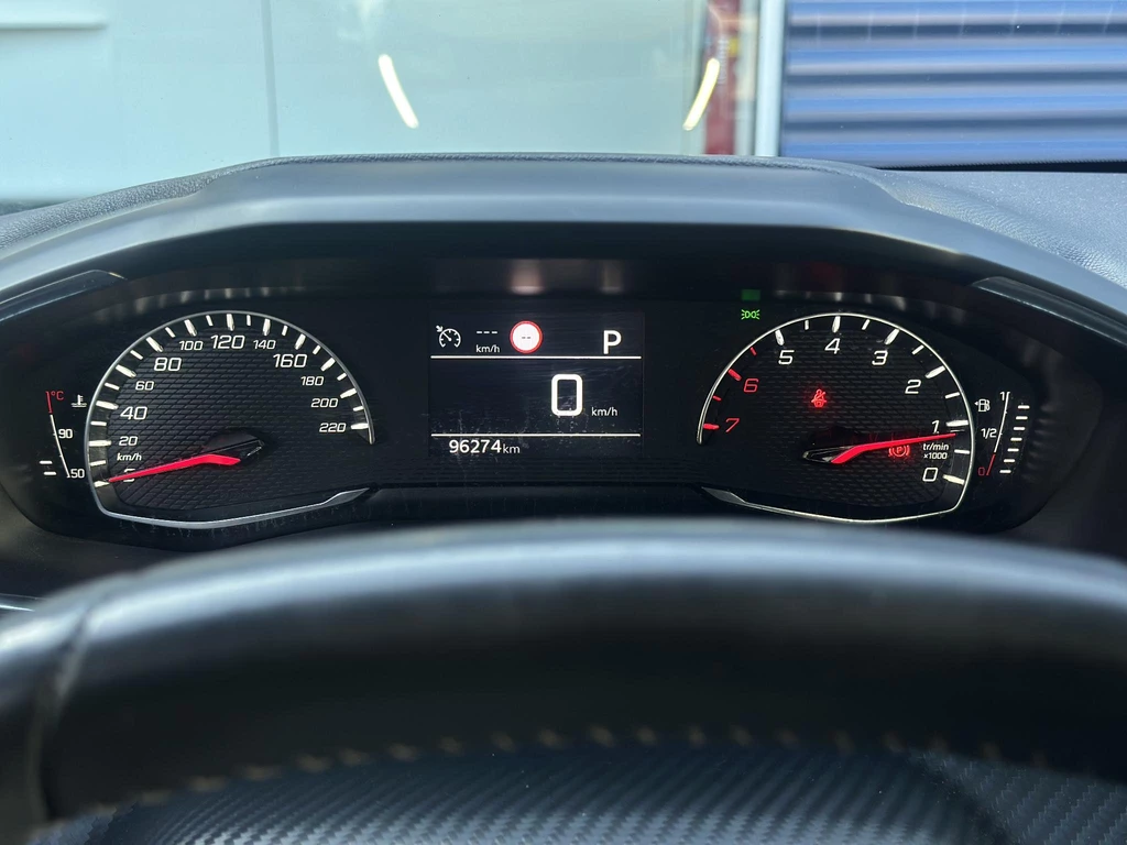 Peugeot 208 – foto 30
