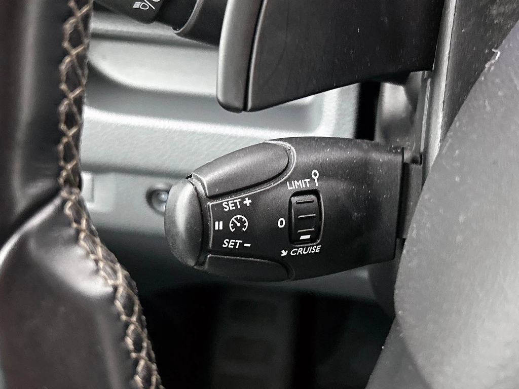 Opel Vivaro – foto 9