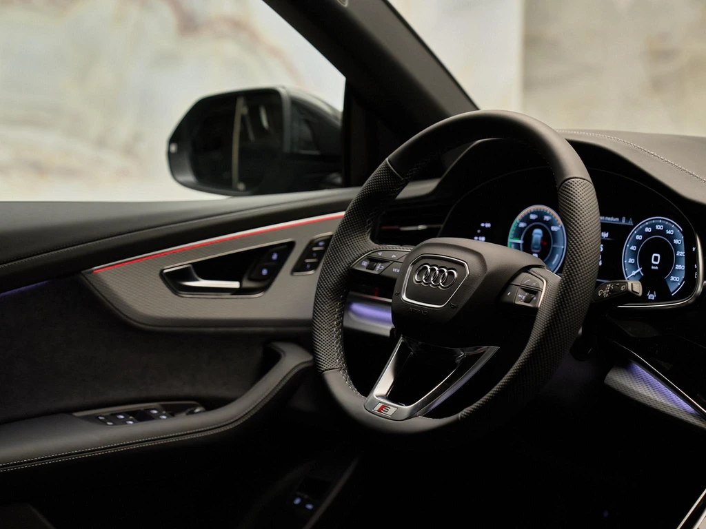 Audi Q8 – foto 29