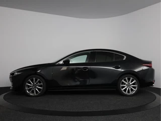 Mazda 3 – thumbnail 3